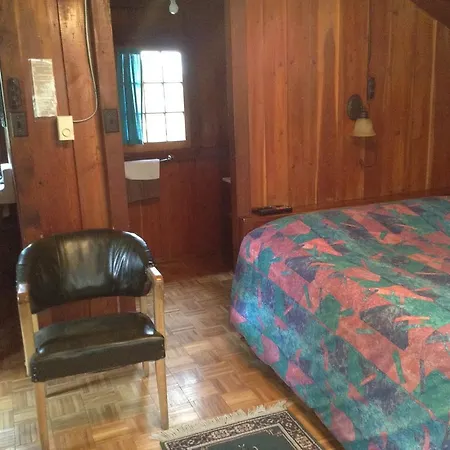 Addison'S Bungalows Brisco Room photo