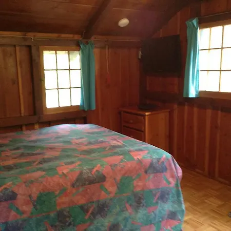 Addison'S Bungalows Brisco Room photo