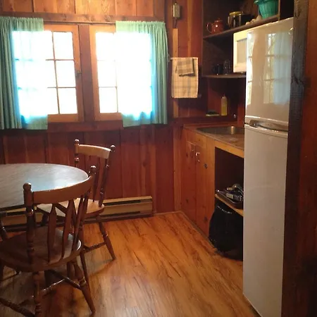 Addison'S Bungalows Brisco Room photo