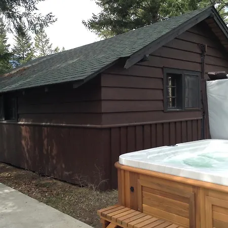 Addison'S Bungalows Brisco Exterior photo